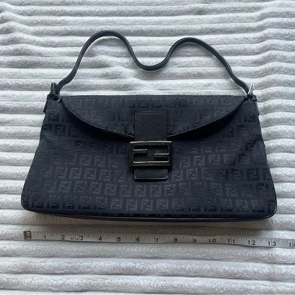 Vintage Fendi Purse - Picture 12 of 14